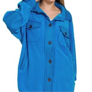 NWOT Zenana outfitters Vibrant Fleece Blue Button-Down Shirt Sweater Large